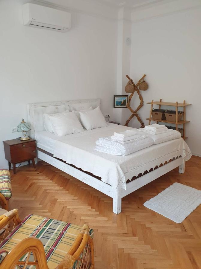 Апартамент Boho Chic Free Parking Varna Exteriör bild
